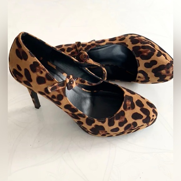 Leopard heels - Picture 1 of 3